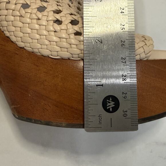 Veronica Beard Guadalupe Wooden Heel Mules Women’s Size 11M Shell Woven Leather - Picture 9 of 12